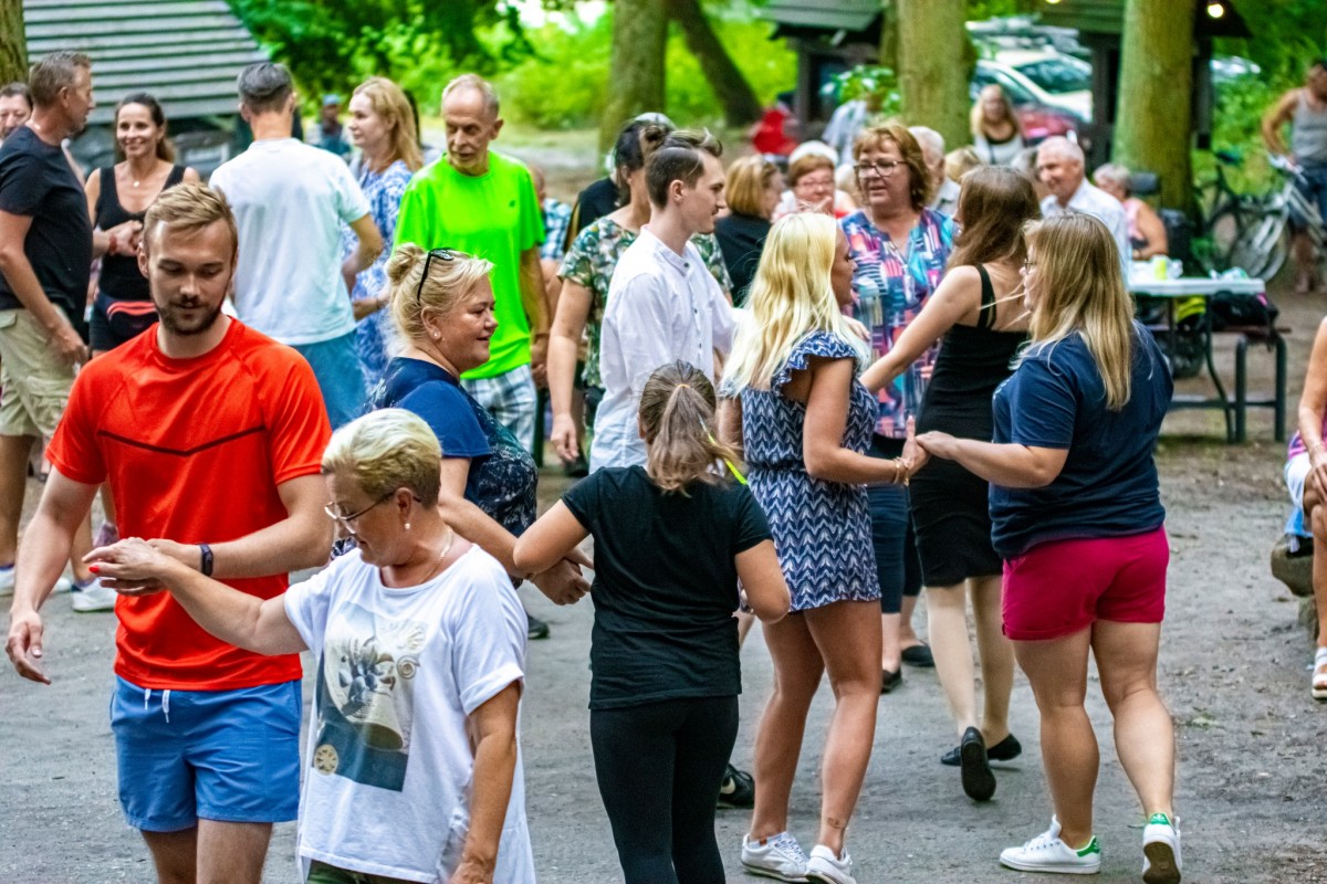 Potańcówka organizowana na terenie dawnej strzelnicy