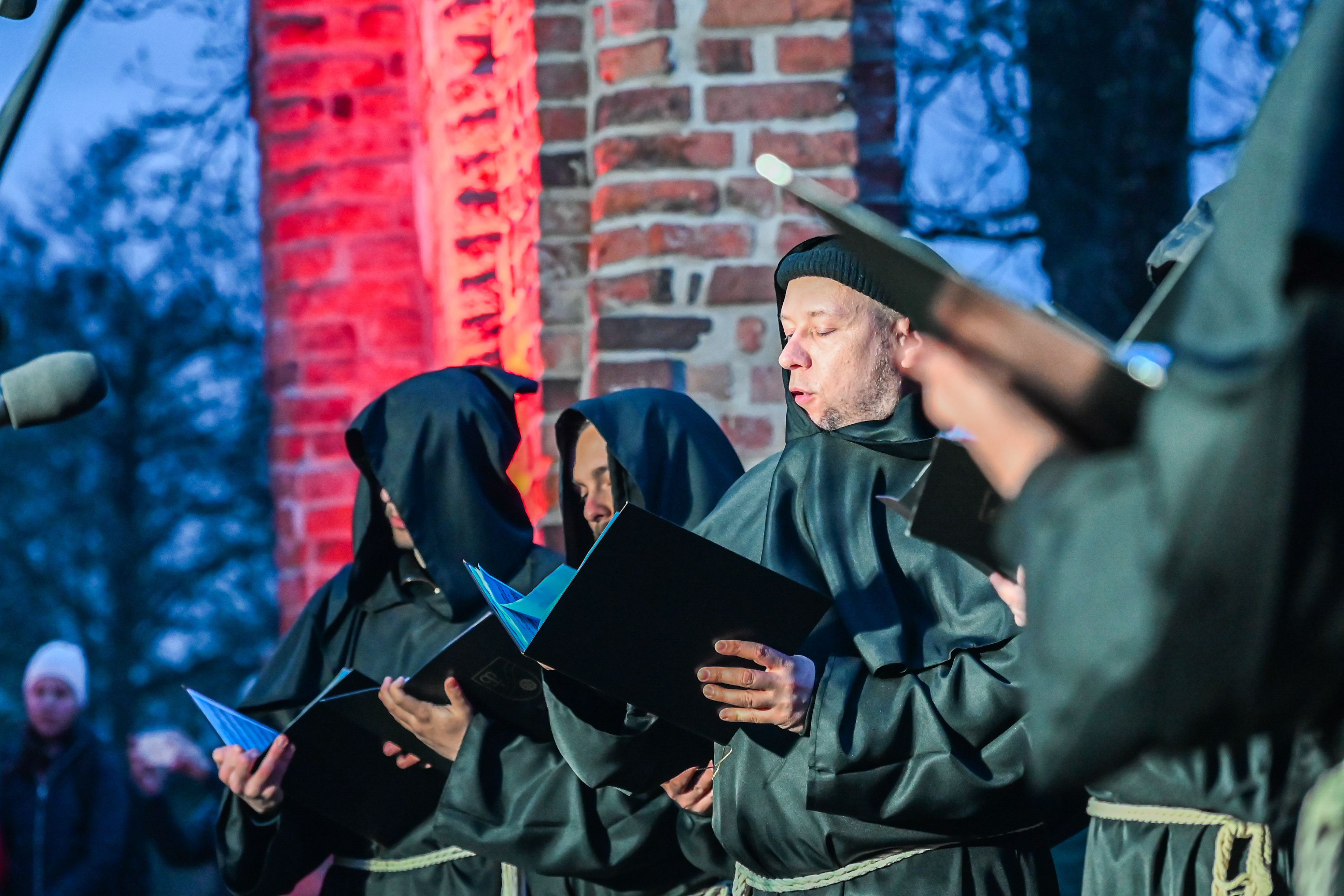 Klimatyczny koncert w ruinach, który zwieńczył wydarzenie