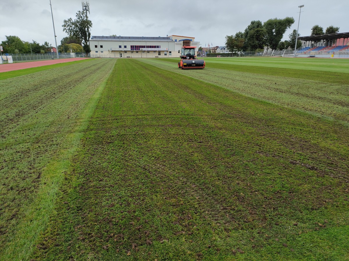 Prace realizowane na miejskim stadionie