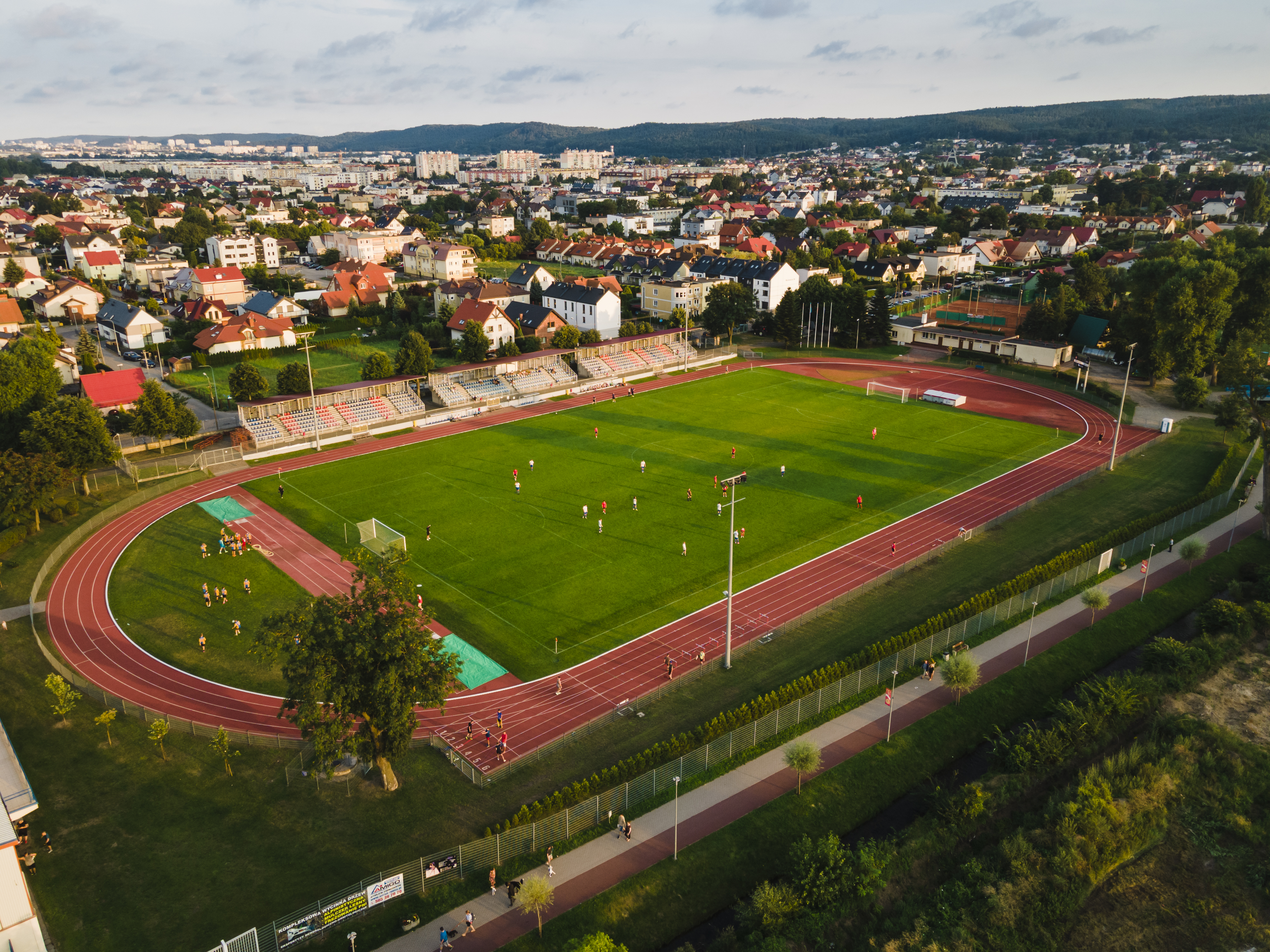 Stadion miejski przy ul. Mickiewicza w Rumi, gdzie od samego początku istnienia klubu piłkarze Orkana rozgrywają swoje domowe mecze