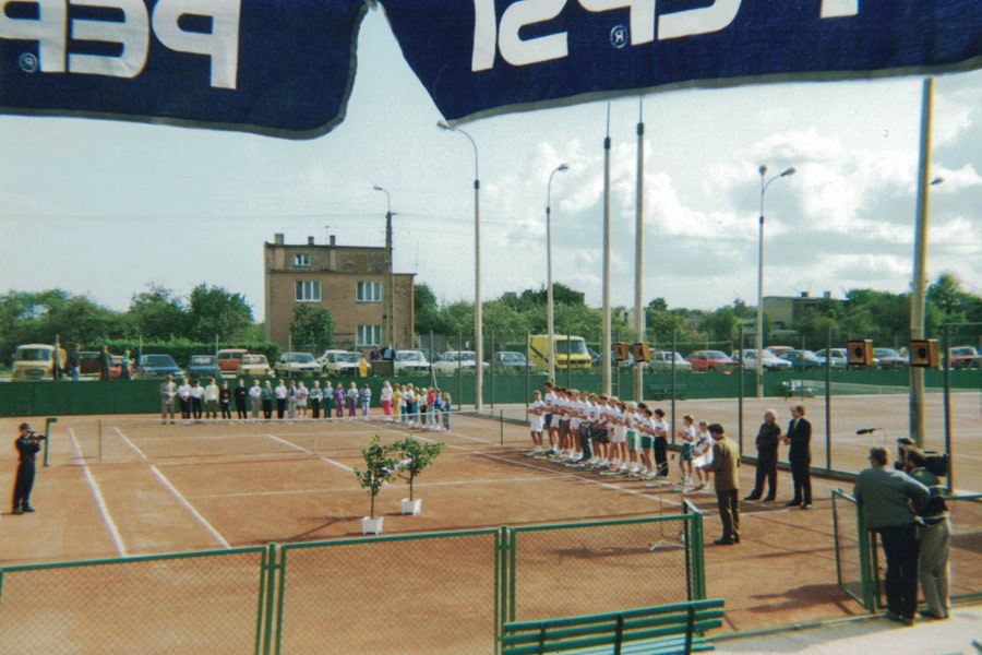 Otwarcie kortów tenisowych w Rumi w 1990 roku, zdj. archiwalne