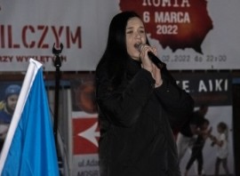 Występ wokalny pani Anastazji, mieszkającej w Rumi od lat obywatelki Ukrainy