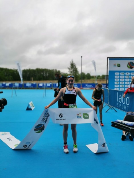 Karolina Szalast podczas Pucharu Polski w Triathlonie (Olsztyn – 2022)