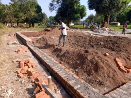 Budowa szkoły w Sudanie Południowym – najnowszy projekt, w który zaangażowała się parafia z Zagórza