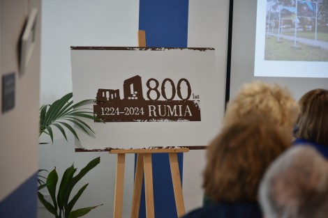 Logotypy 800-lecia Rumi