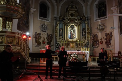 Koncert muzyki cysterskiej w wykonaniu Capella Cistercian z Oliwy