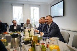 Przemawia burmistrz Michał Pasieczny – sesja budżetowa Rady Miejskiej Rumi