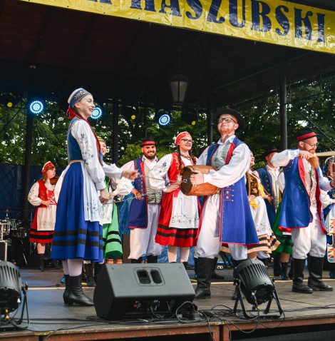 Występ Kaszubskiego Zespołu Pieśni i Tańca „Przodkowianie”