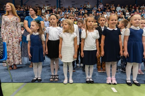 Ślubowanie pierwszoklasistów w hali MOSiR-u – pierwsza tura, 10 września