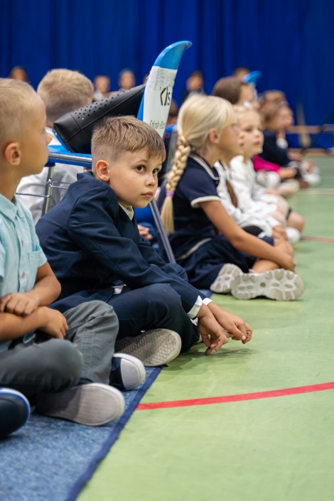 Ślubowanie pierwszoklasistów w hali MOSiR-u – pierwsza tura, 10 września