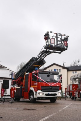 Nowy pojazd, który został przekazany do służby w JRG nr 2 w Rumi