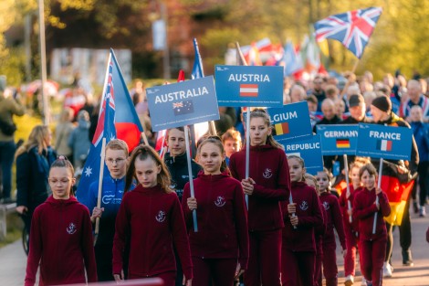 Parada otwierająca Mistrzostwa Europy w Duathlonie. Fot. Paweł Naskrent MARATOMANIA.
