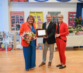 Jolanta Król, poseł Rafał Siemaszko i Anna Halman, prezes Spółdzielni Socjalnej „Linia–Zagórska Struga”