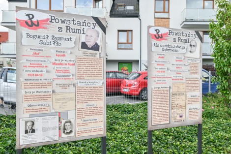 Tablice z biogramami rumskich Powstańców
