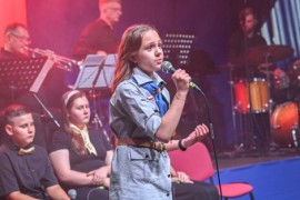 Koncert powstańcy w hali MOSiR-u