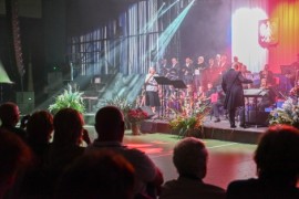 Koncert powstańcy w hali MOSiR-u