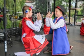 Dziecięcy zespół taneczny z Rumi