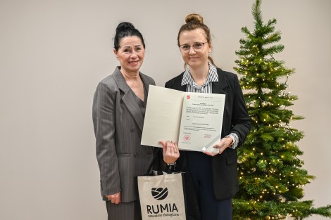 Wiceburmistrz Maria Bochniak i Anna Czajkowska – Zespół Szkół Ogólnokształcących w Rumi