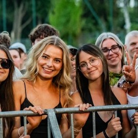 Koncert Oskara Cymsa i artystów z „Rumskiego Wokalu”