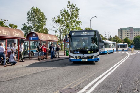 Uroczyste wprowadzenie do ruchu dwóch autobusów MAN Lion’s City 12C Efficient Hybrid.
