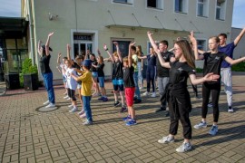 Układ choreograficzny w wykonaniu Studia Tańca i Ruchu „Creative Dance”.
