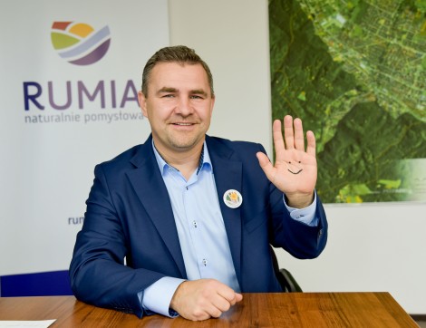 Burmistrz Rumi Michał Pasieczny.