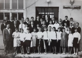 Historyczne zdjęcie szkoły