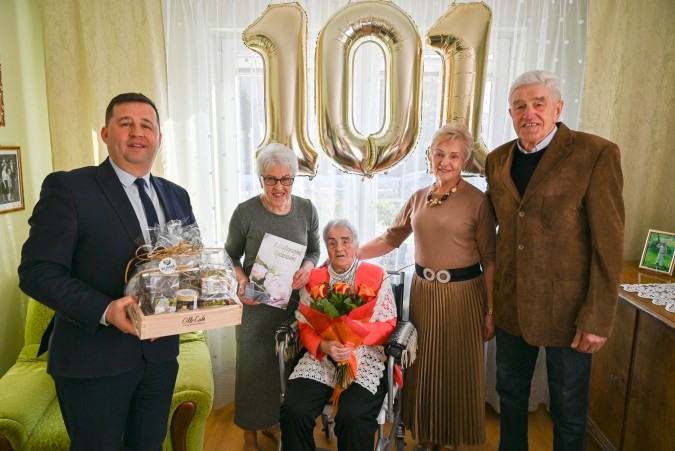 Pani Ewa świętuje kolejne urodziny