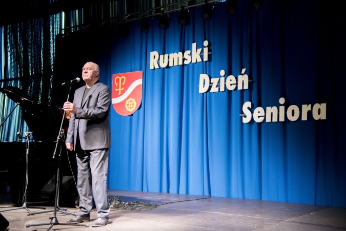 Ryszard Rynkowski zaśpiewał dla rumskich seniorów