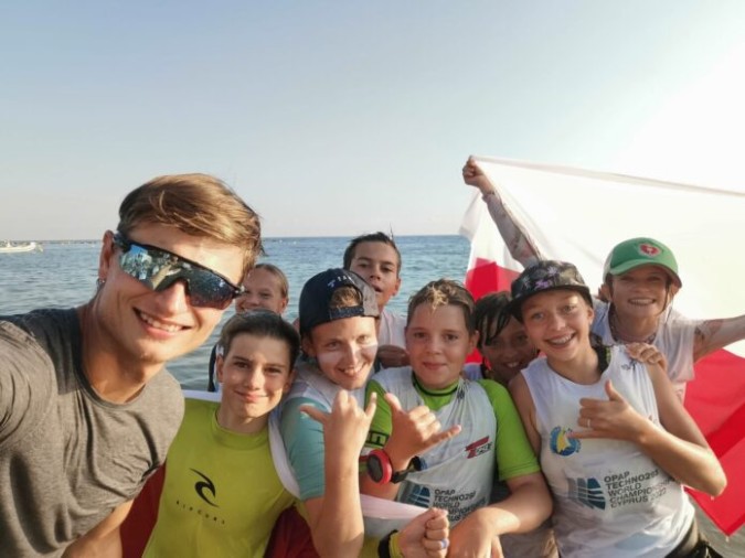 Uczennica z Rumi mistrzynią świata w windsurfingu
