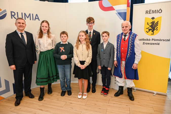 Młodzi ambasadorzy kaszubszczyzny nagrodzeni