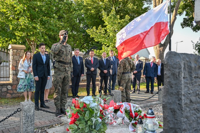 „Na chwałę i wieczną pamięć”