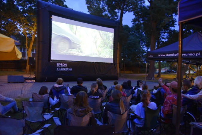 Plenerowe kino powraca. Jakie filmy wybrali mieszkańcy?