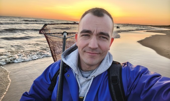 Nocne poławianie „złota Bałtyku”. Blask, który nie pozwala zasnąć