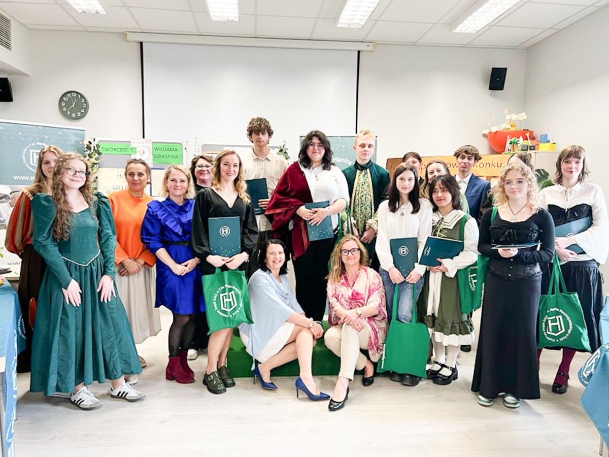 Uczestnicy i jury konkursu