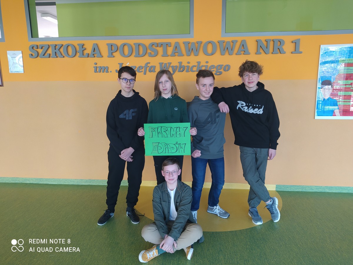 Rumska młodzież organizuje zbiórkę elektroodpadów