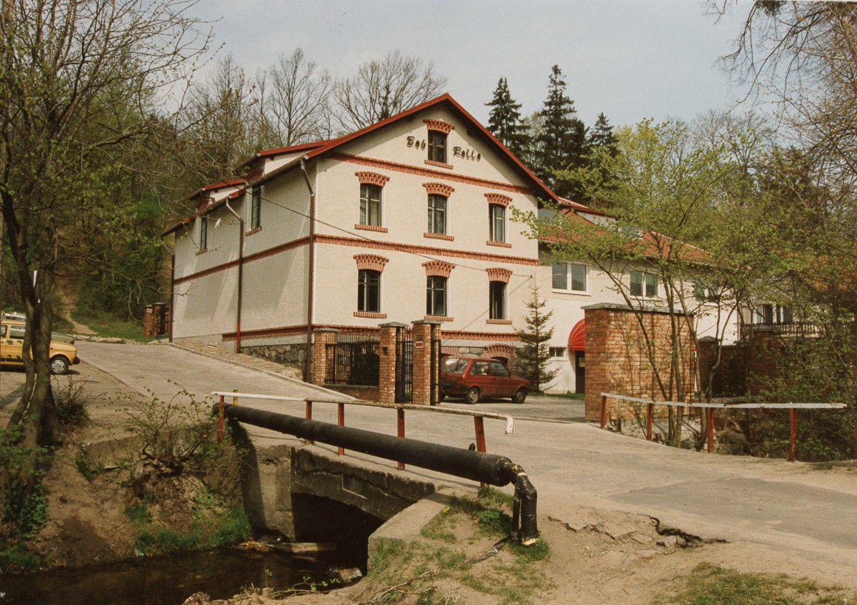 Dawny młyn – siedziba firmy Bob Rollo, 1994-5 r., fot. M. Cieślak