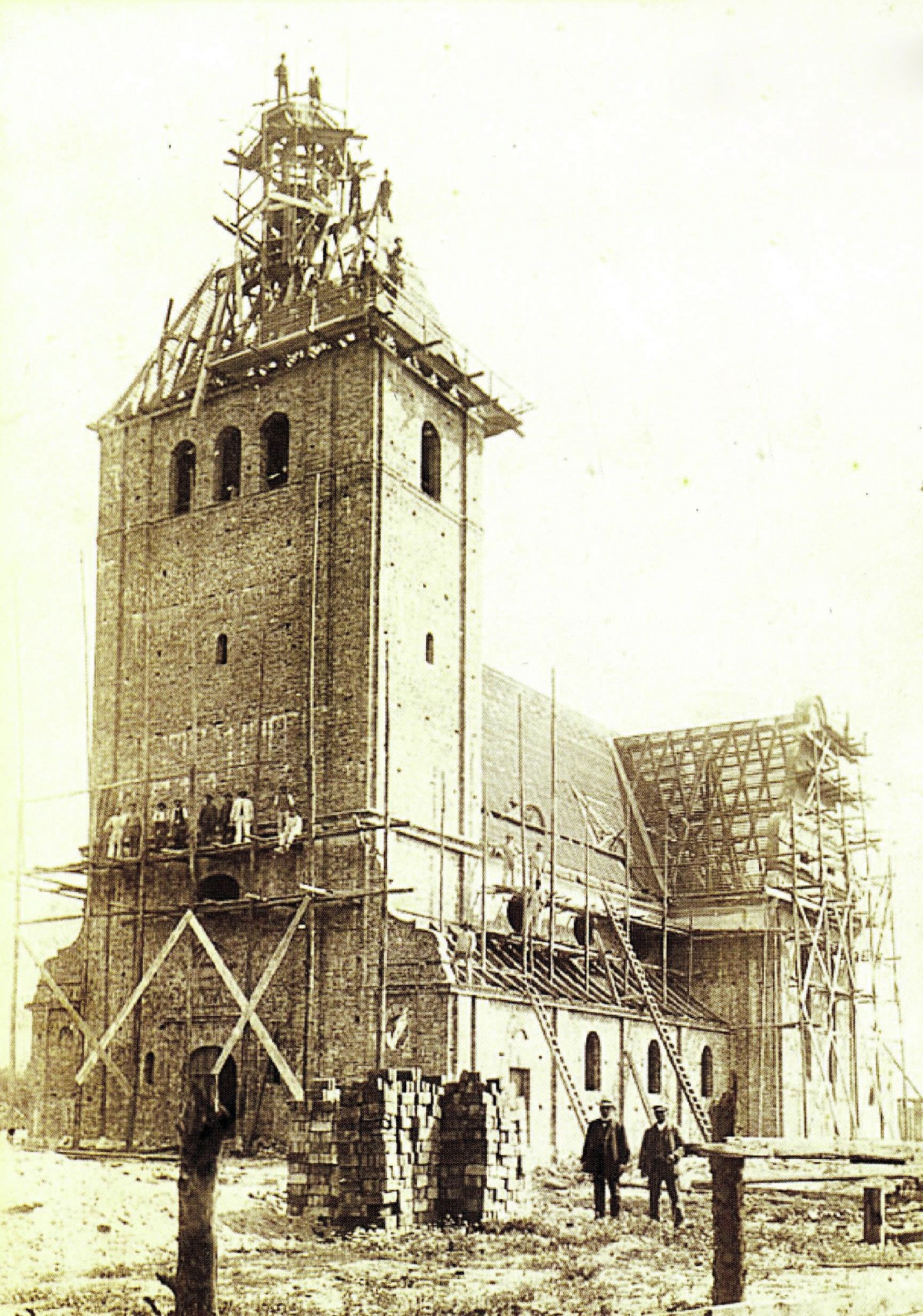 Kościół św. Krzyża w trakcie budowy