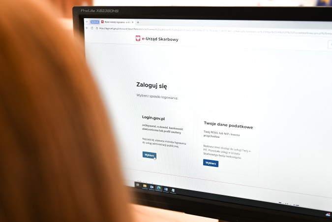 Pracownicy urzędu skarbowego pomogą wypełnić PIT – otwarte konsultacje w Rumi