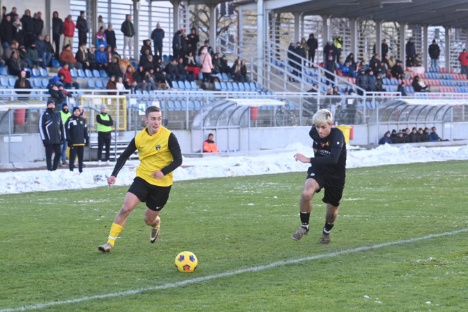 Pierwsze derby Rumi. Górą OKS Salos